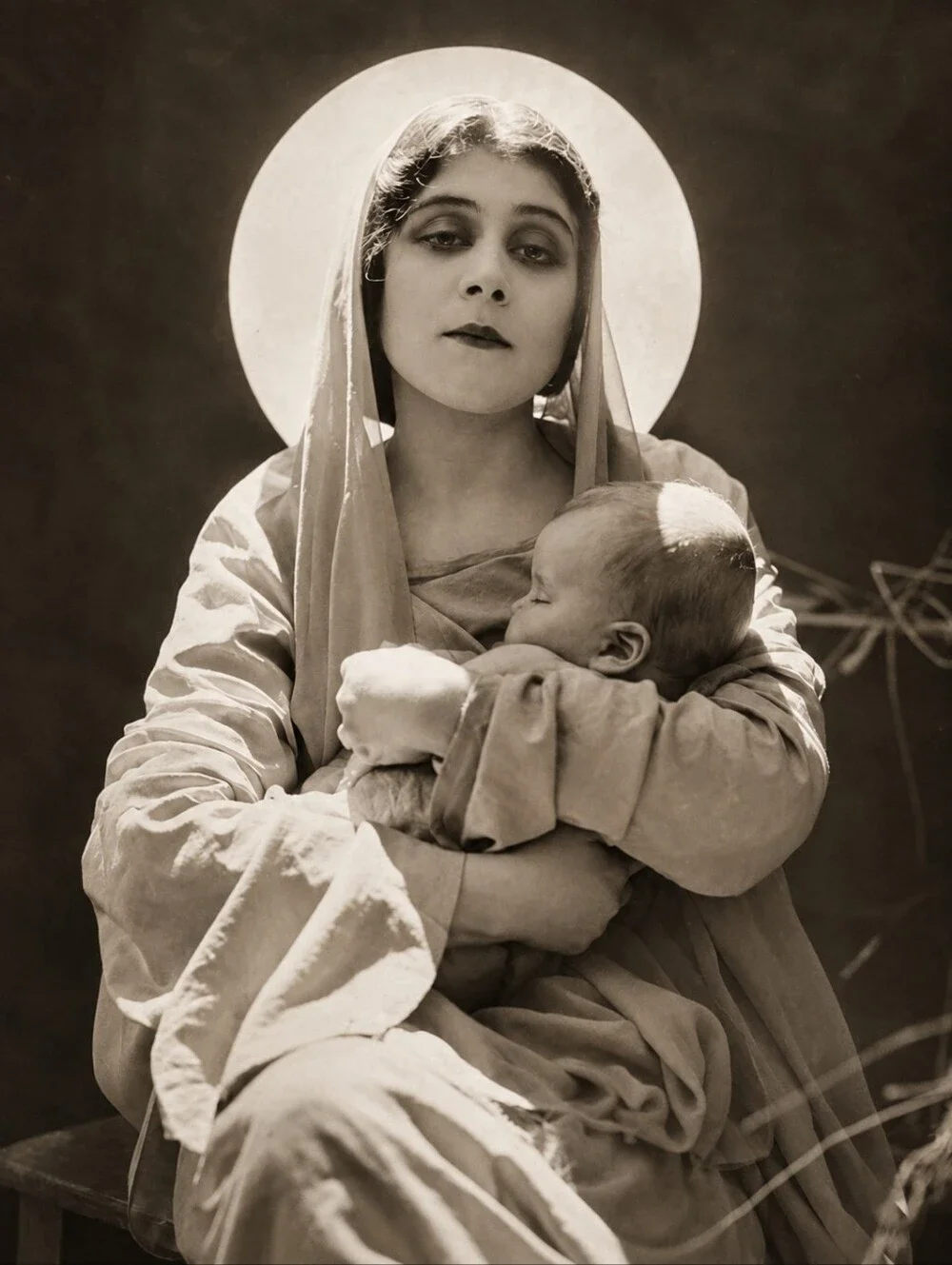 Vintage occult girl
